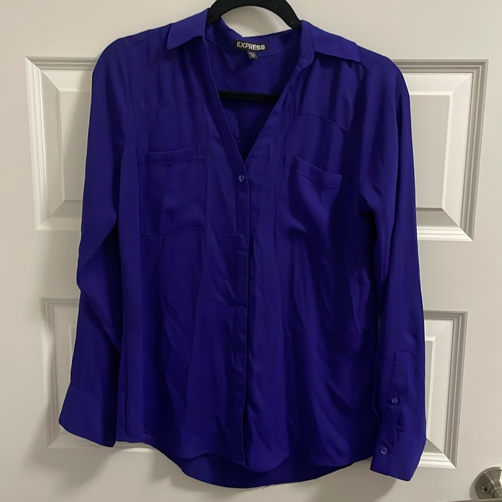 Women’s button up blouse